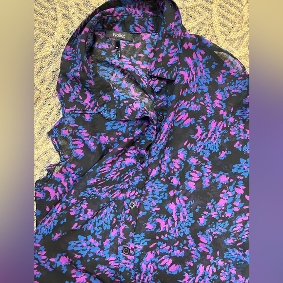 Bundle of Shirts and Skirts - Picture 8 of 16